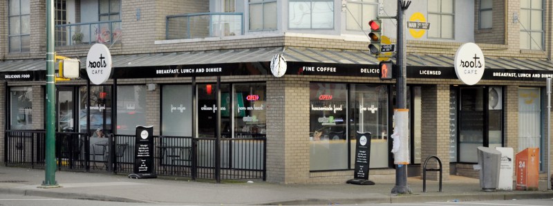 Roots Vinyl Signs Vancouver Main-St_Day